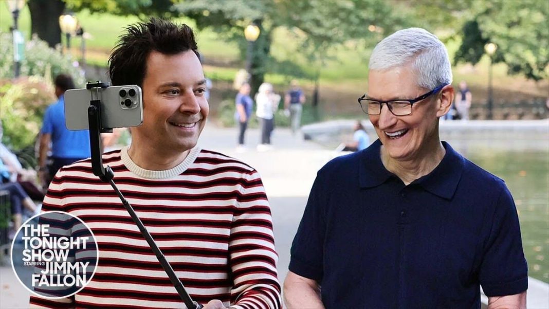 jimmy fallon incontra tim cook iphone 16 e futuro di apple