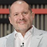 jony ive conferma di lavorare con openai a un dispositivo ai