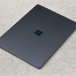 nuovo surface laptop design familiare, potenza lunar lake aa