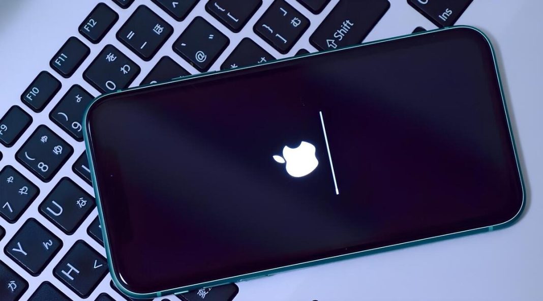 ios 18.1 nuovo muro contro gli hacker, incubo per la polizia